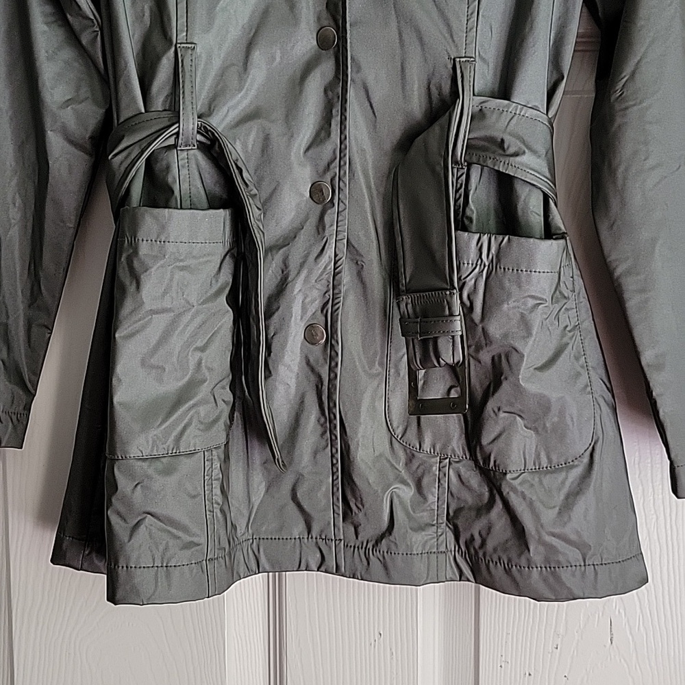 Voice Women’s Coat - Picture 3 of 11